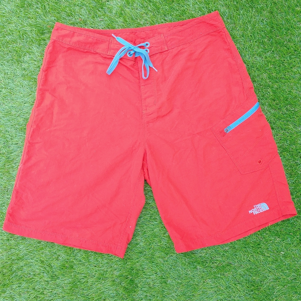 Excellent Used Condition Men's THE NORTH FACE Board Shorts Size 32 Orange